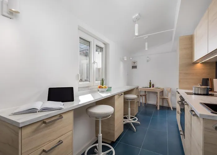 Artemis Apartament *